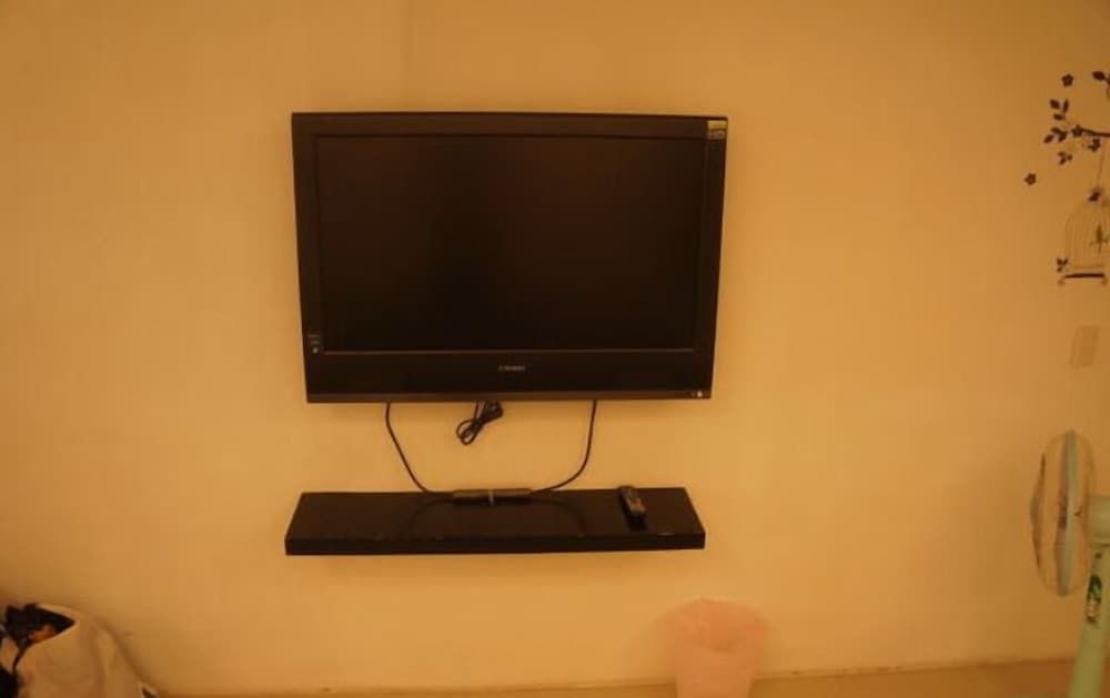 undefined The Bay Inn 2