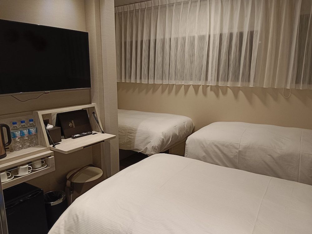 Economy Triple Room