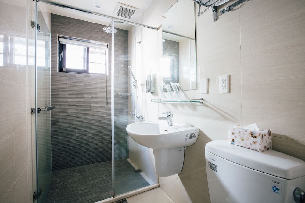 Jiyuan APT Standard Twin Room 4