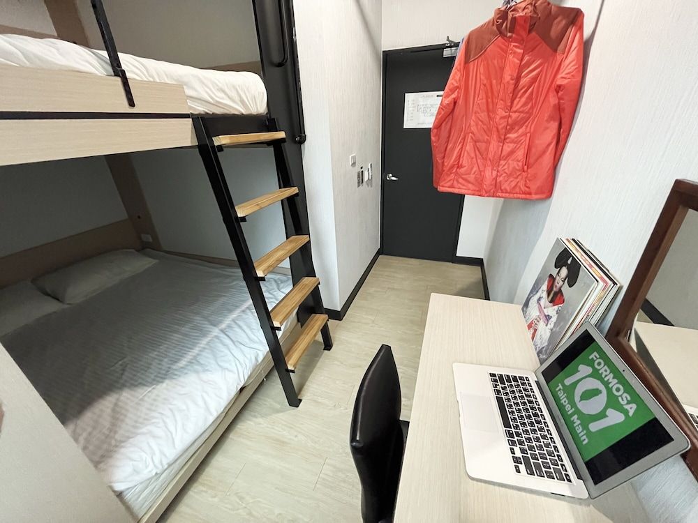 Classic Triple Room, Shared Bathroom