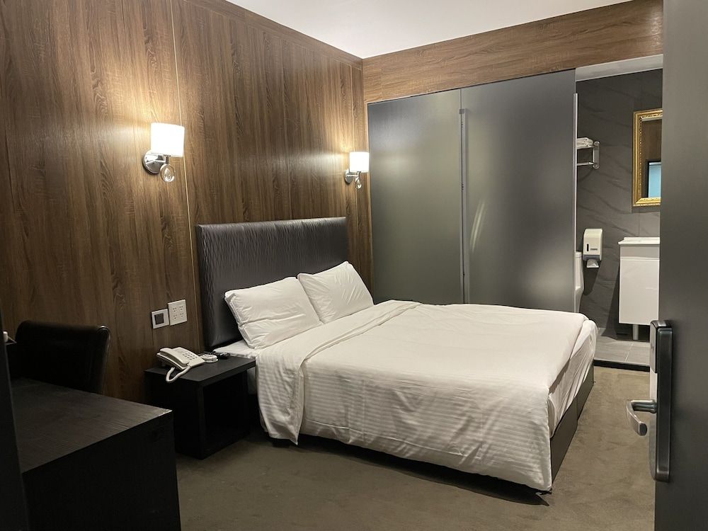 Water meworld Basic Double or Twin Room 2