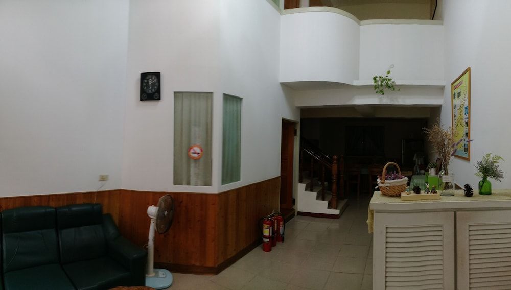 Qin Shui House