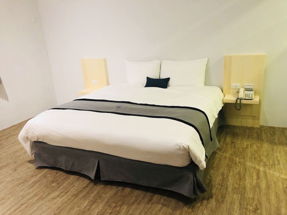 Ho Young Hotspring Hotel Signature Double Room, 1 Queen Bed 4