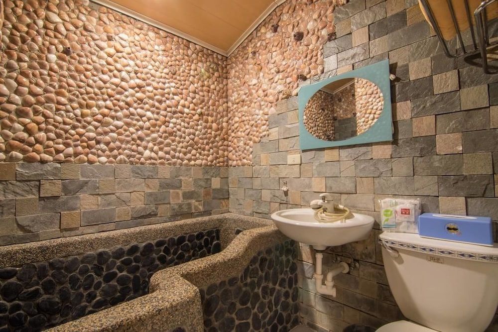 Shankou Hotspring Hotel Family Suite, Multiple Beds, Non Smoking 3