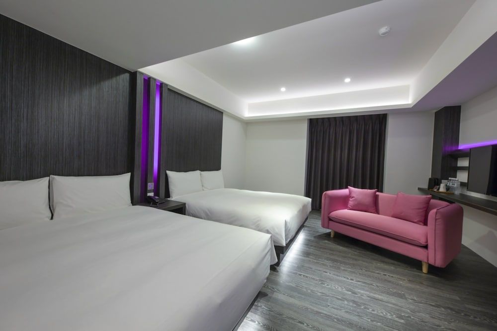 Deluxe Quadruple Room