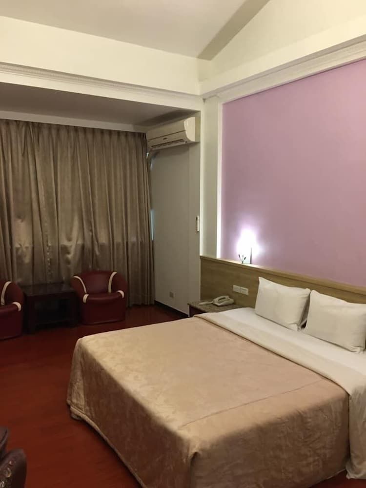 Business Double Room, Jetted Tub