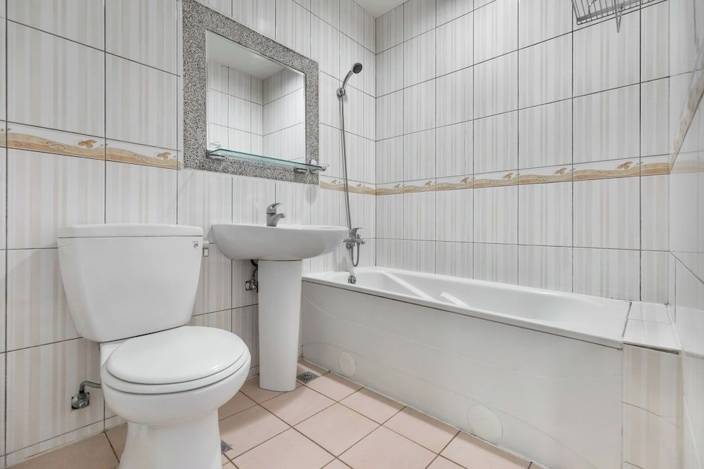 Song He Hotel Superior Quadruple Room 7