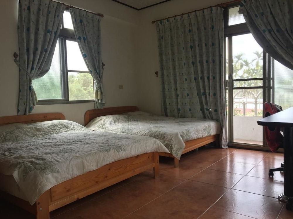 Standard Quadruple Room, Shared Bathroom