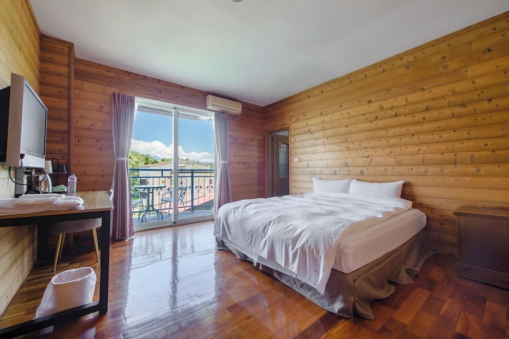 Double Room with Mountain View