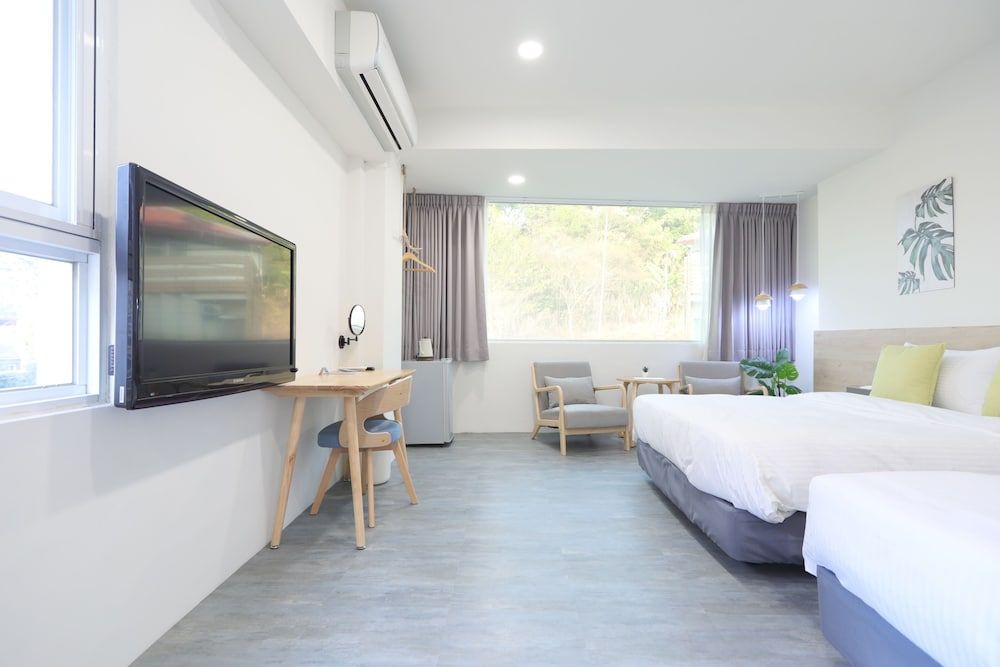 EasyInn Junior Quadruple Room, 2 Double Beds 7