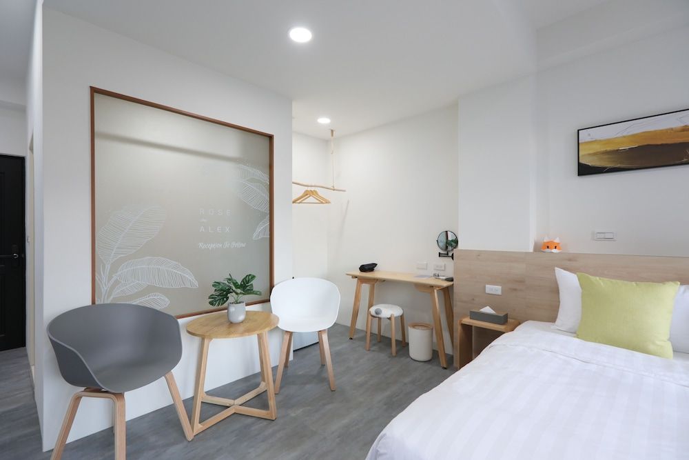 EasyInn Junior Double Room, 1 Queen Bed 13