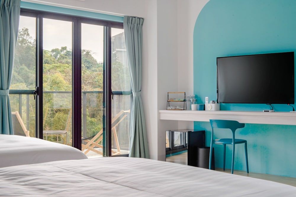 Water House Superior Quadruple Room, Balcony 7