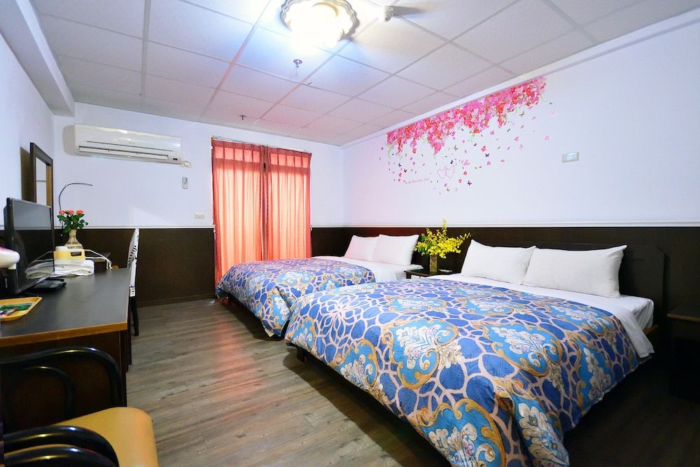 Quadruple Room, 2 Double Beds, Non Smoking