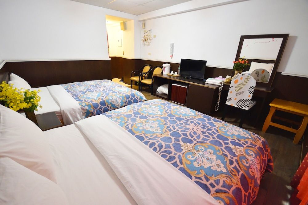 Quadruple Room, 2 Double Beds, Non Smoking