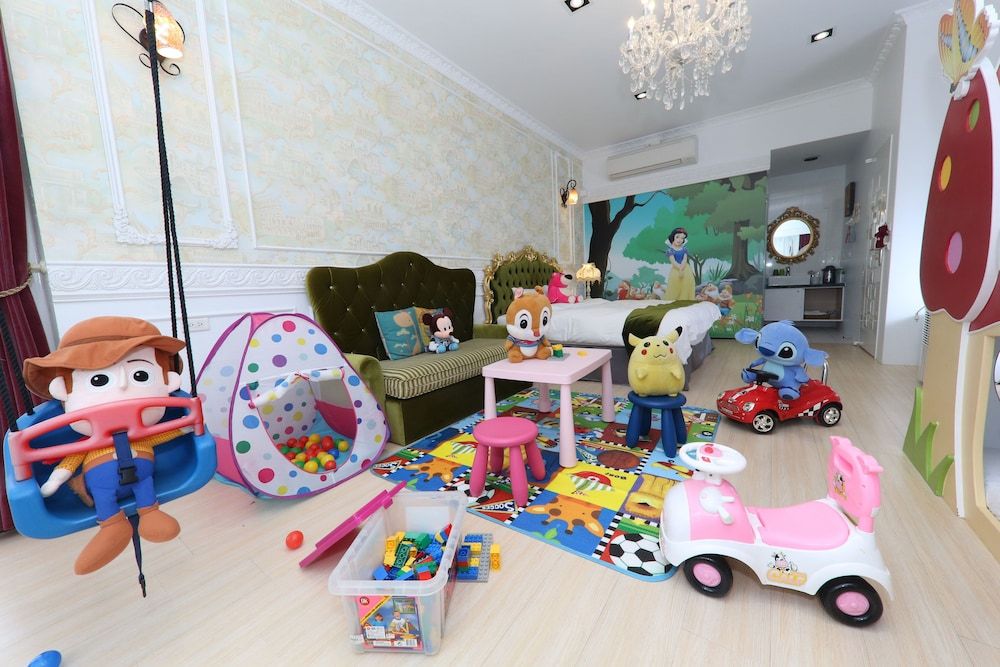Deluxe Quadruple Room