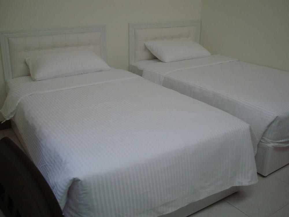 Standard Twin Room, Private Bathroom