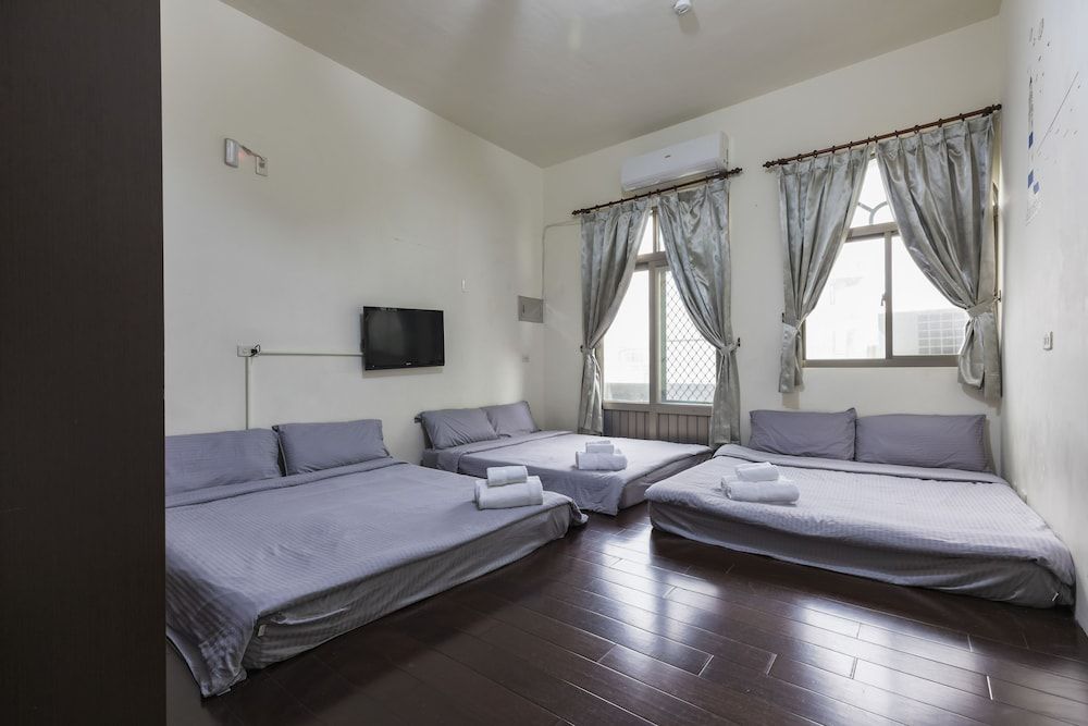 Standard Room, Multiple Beds, Non Smoking