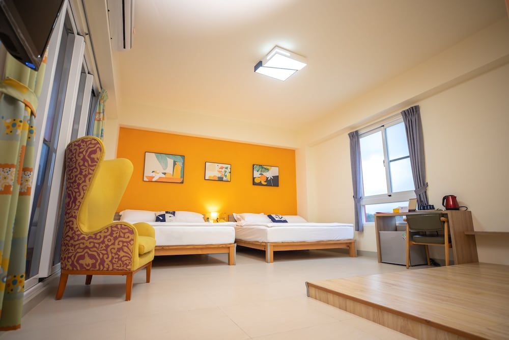 Starrysky Family Deluxe Quadruple Room, Multiple Beds, Non Smoking, Partial Ocean View 5