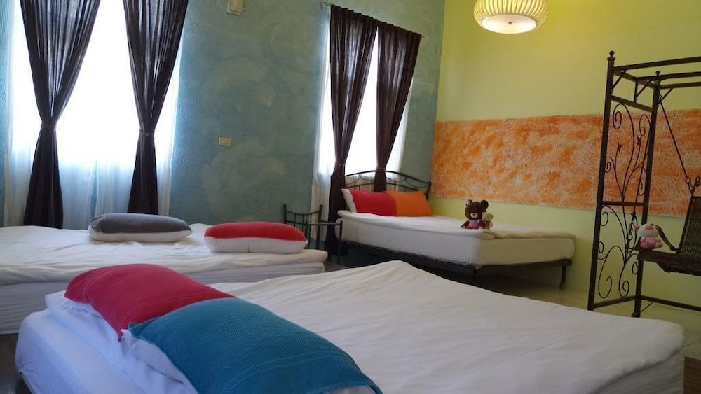 Six Person Room