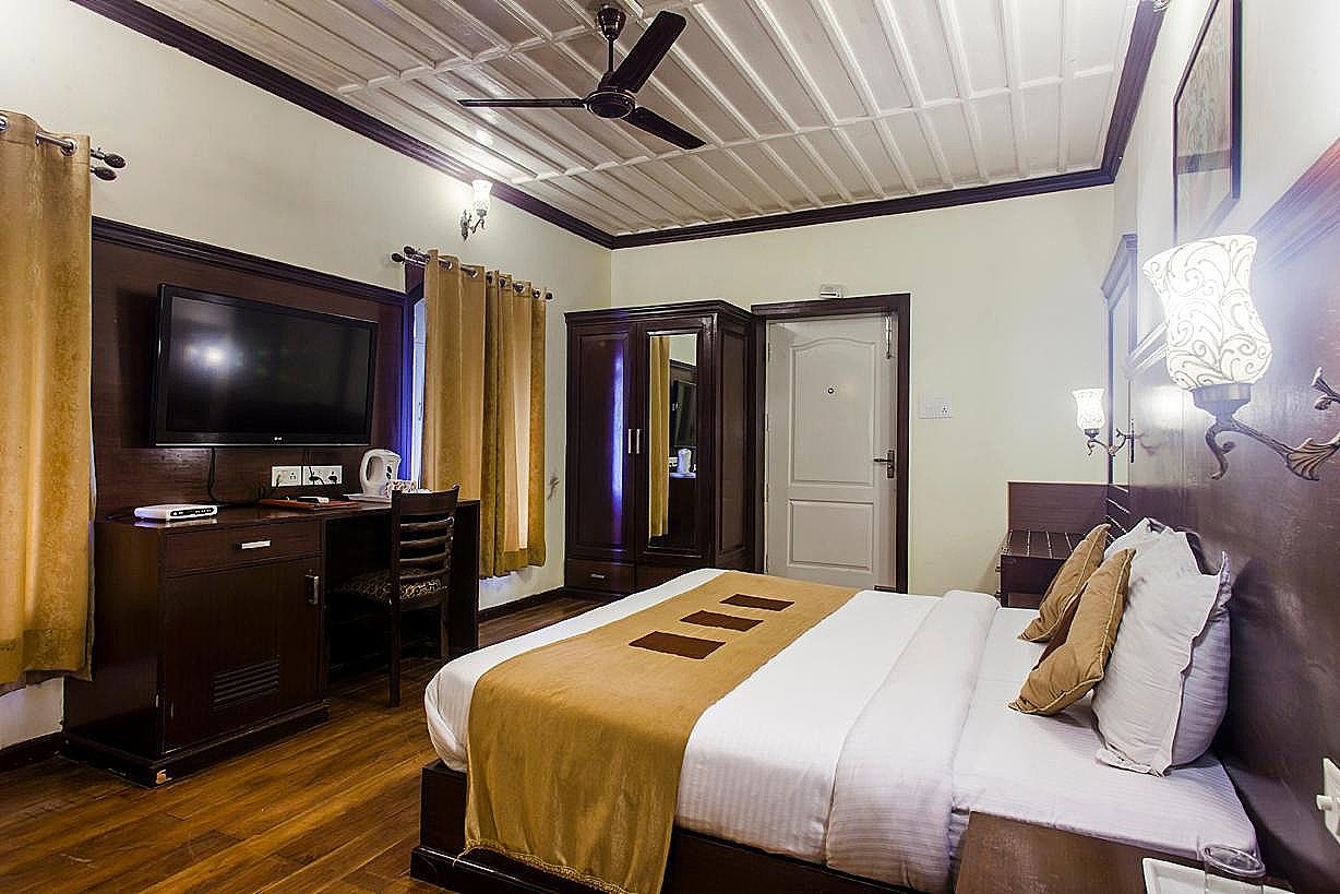 undefined Hotel Paradise Mansion 5