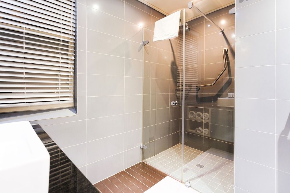 Unit Number 318 Cape Royale Luxury Apartments Signature Apartment 9