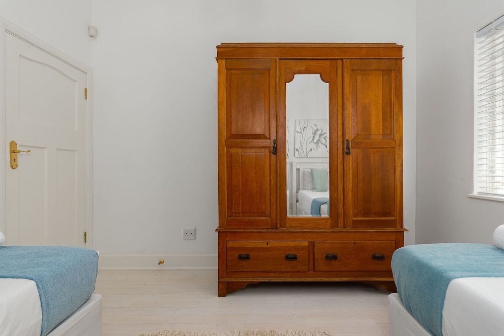 Clifton Steps 6 Superior Villa, Multiple Beds, Non Smoking 7