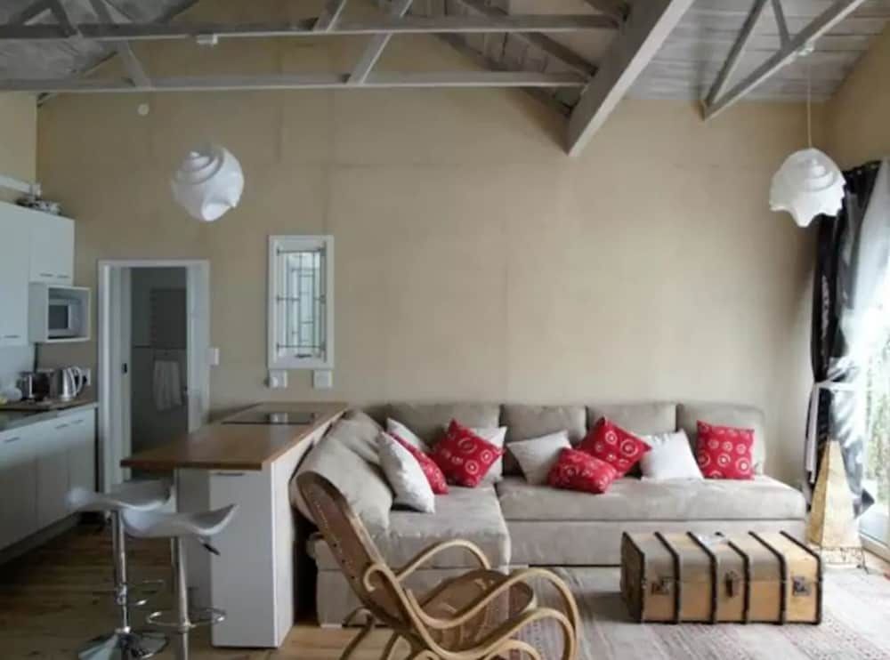 undefined Clifton Fourth 3