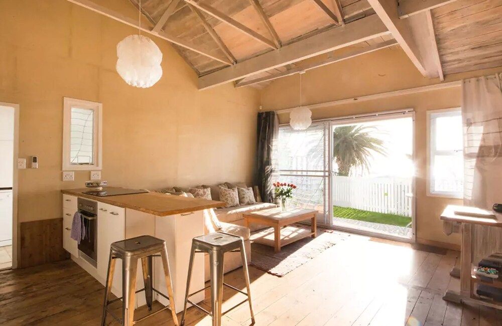 undefined Clifton Fourth 8