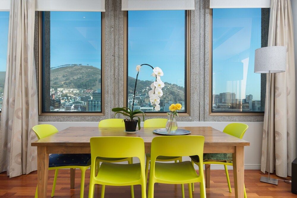 undefined Cartwrights Corner 1506 7