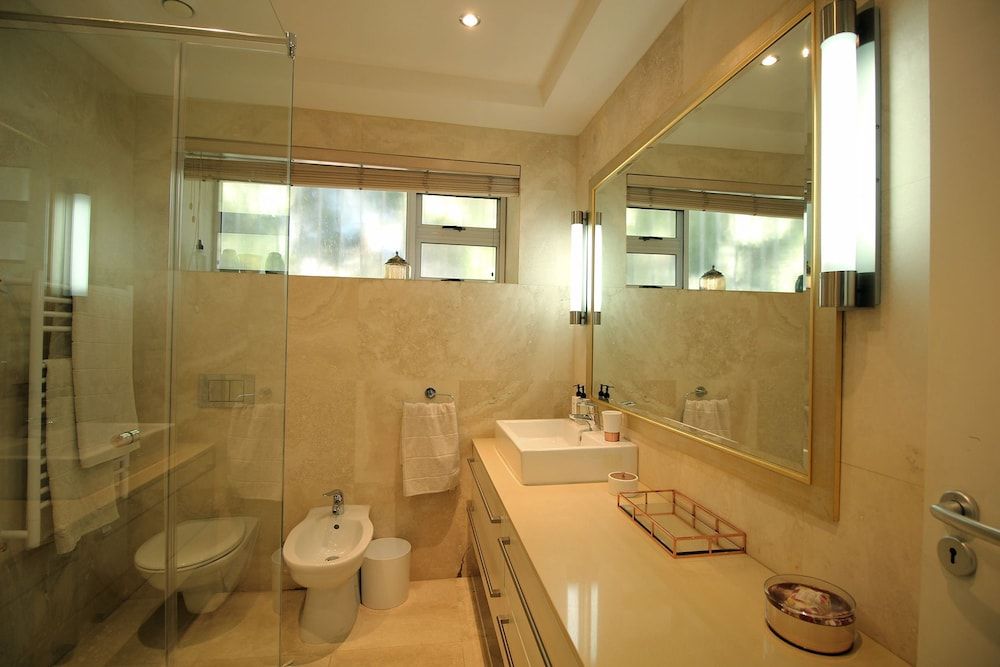 Medburn Road 16A Premier Apartment, 2 Bedrooms, Balcony, Ocean View 14