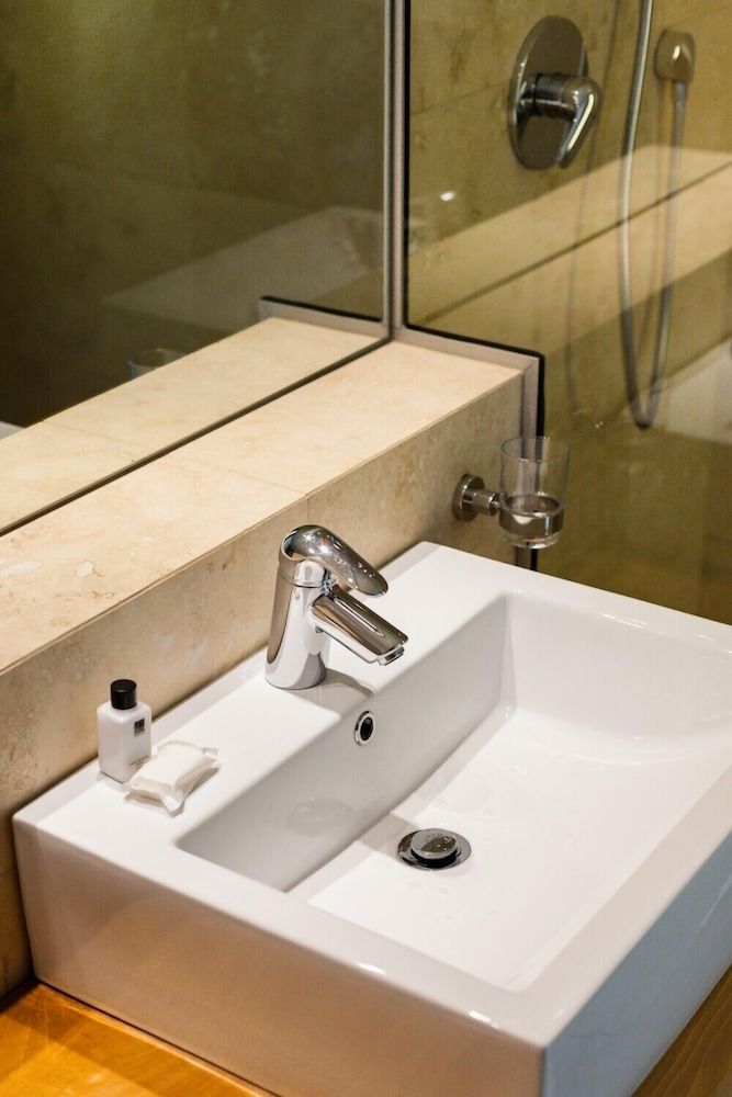 Hillhouse Penthouse 7th Floor Luxury Penthouse, 3 Bedrooms, Non Smoking 11