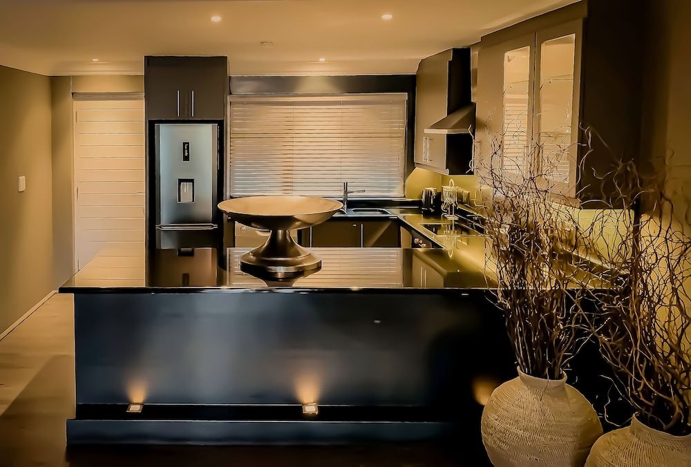 undefined Hillhouse 302 - Near Two Oceans Aquarium 8