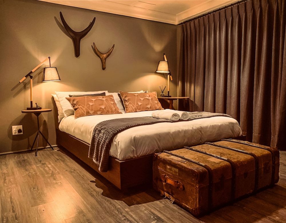 undefined Hillhouse 302 - Near Two Oceans Aquarium 2