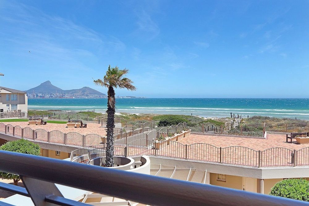 undefined Neptune Isle 214 3