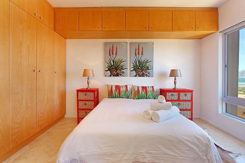 undefined Neptune Isle 214 8