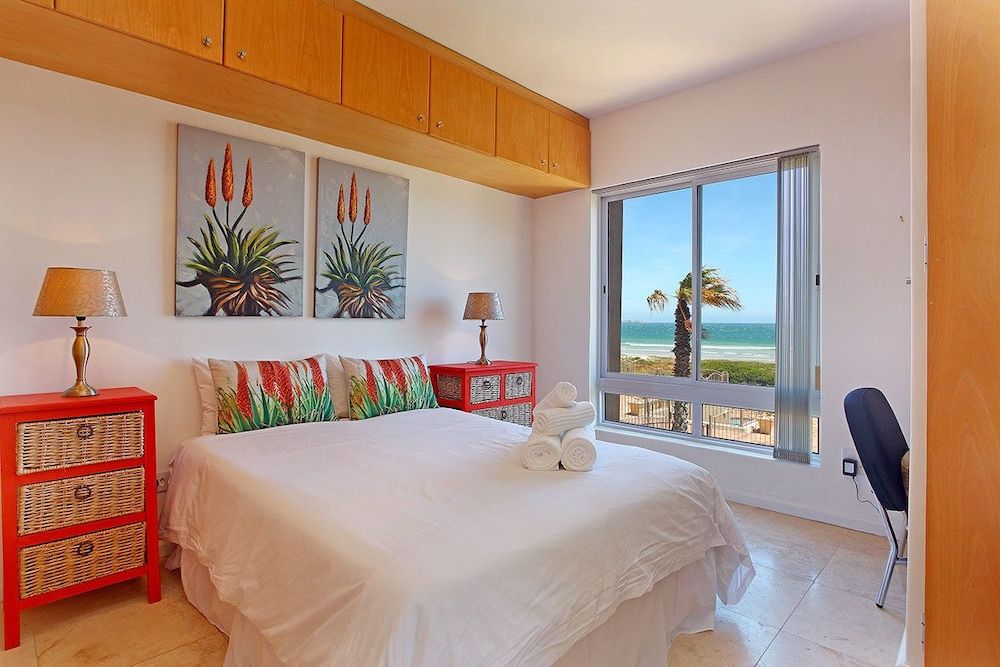 undefined Neptune Isle 214