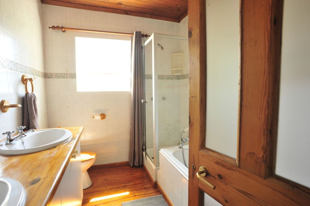 Devonshire House Apartment, 2 Bedrooms 5