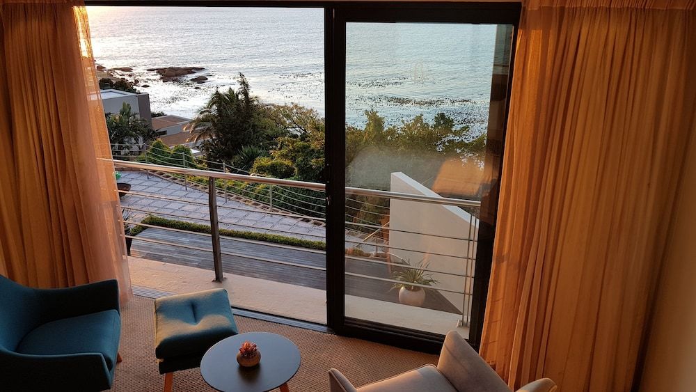 Beta Beach Guest House Deluxe Double Room, 1 Queen Bed, Sea View 7