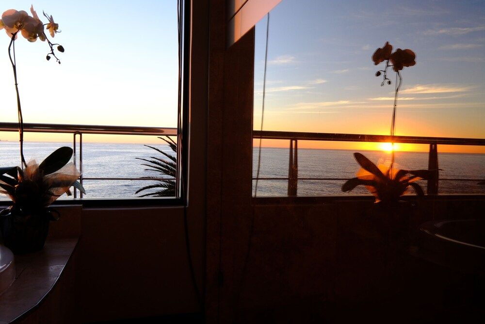 Beta Beach Guest House Executive Suite, 1 King Bed, Sea View 16