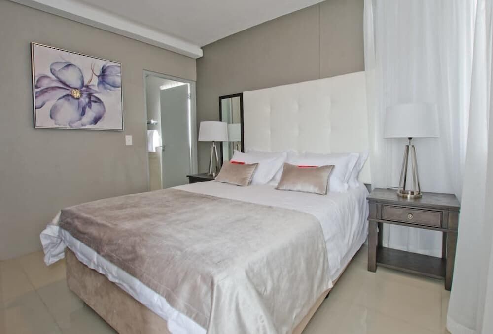 undefined 401 Infinity Apartment 5