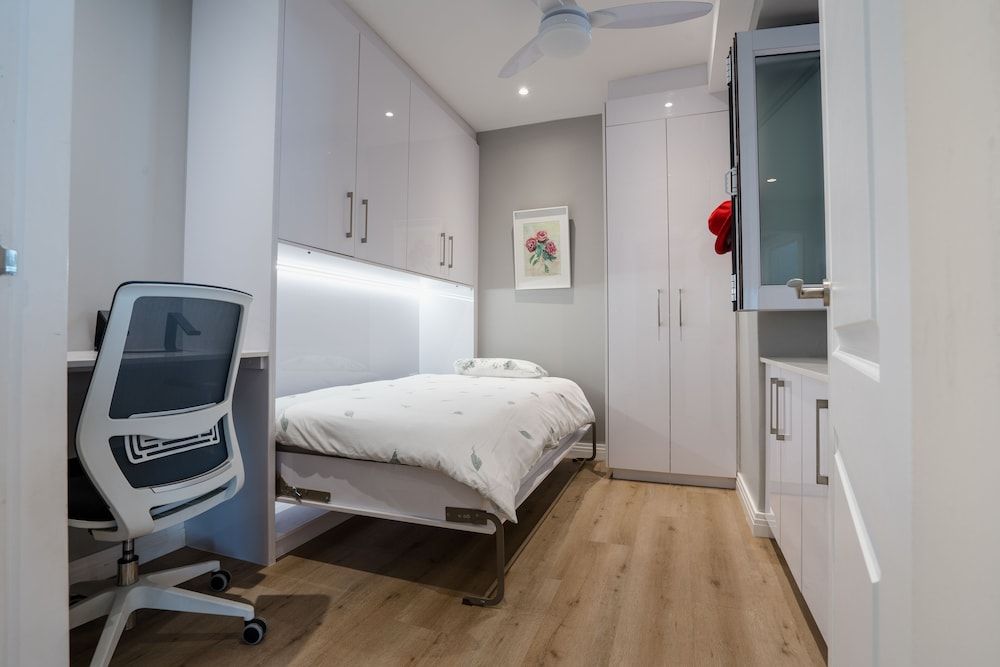 undefined Shoreham 503 8