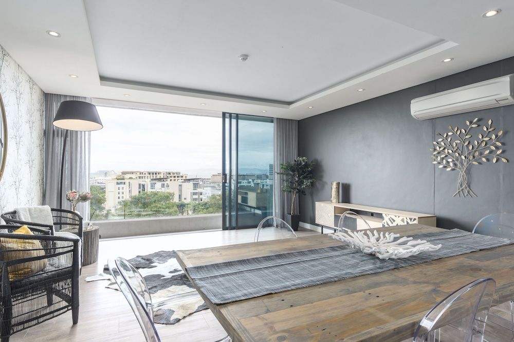 Warwick 502 Comfort Apartment, 1 King Bed, Non Smoking 5