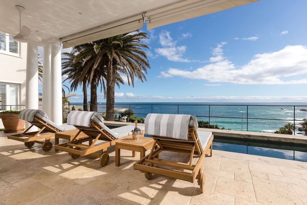 Claybrook Luxury Villa, 4 Bedrooms 5