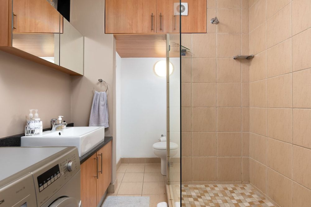 undefined 66 Keerom 715 10