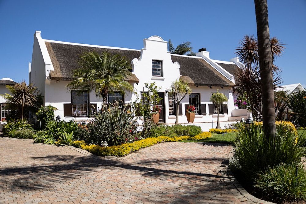 undefined Cape Village Lodge 4
