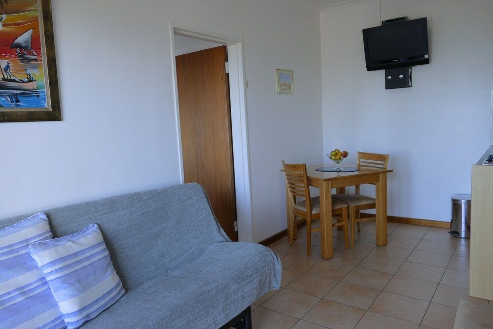 Guest House Michelitsch Comfort Apartment, 1 Queen Bed, Ocean View 3