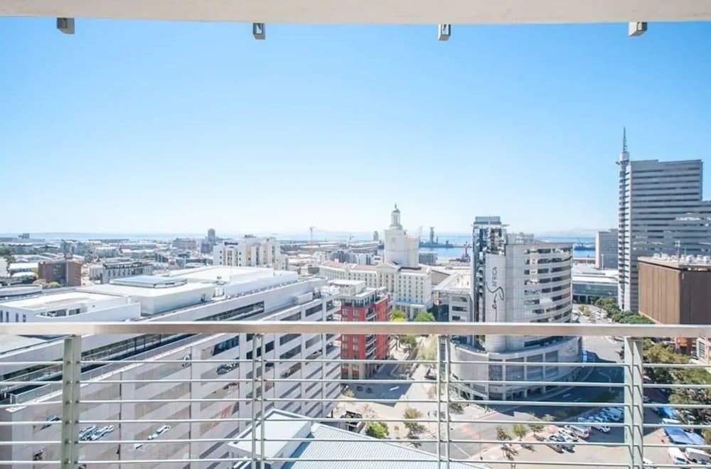 Icon 1710 Classic Apartment, 2 Bedrooms 16