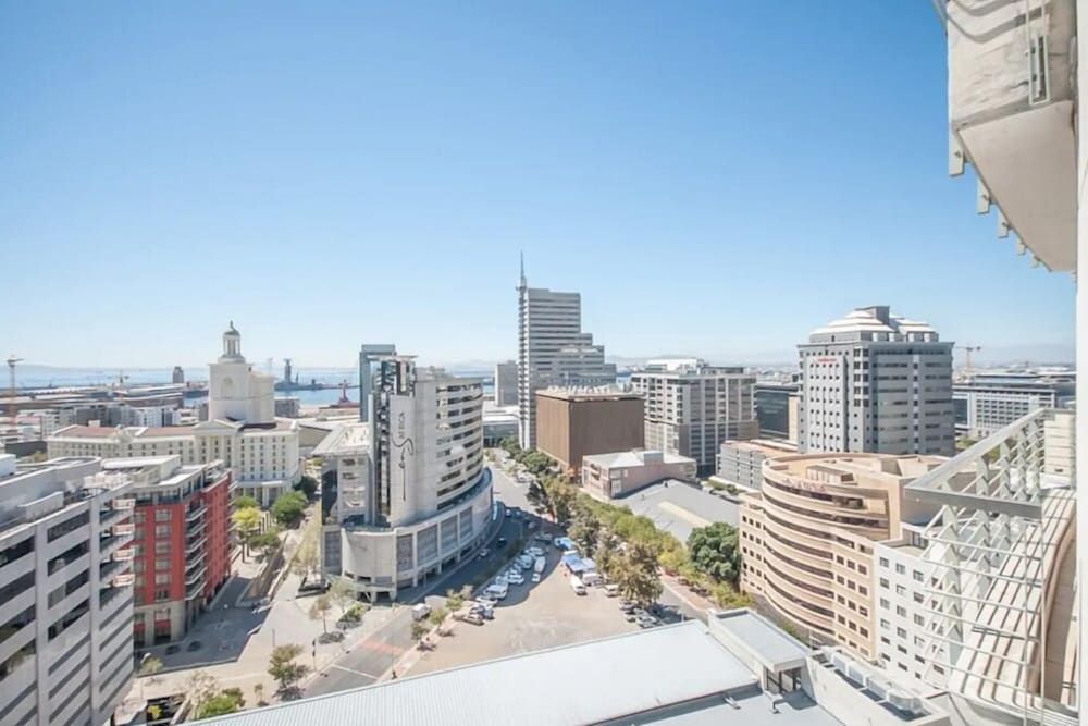 Icon 1710 Classic Apartment, 2 Bedrooms 20