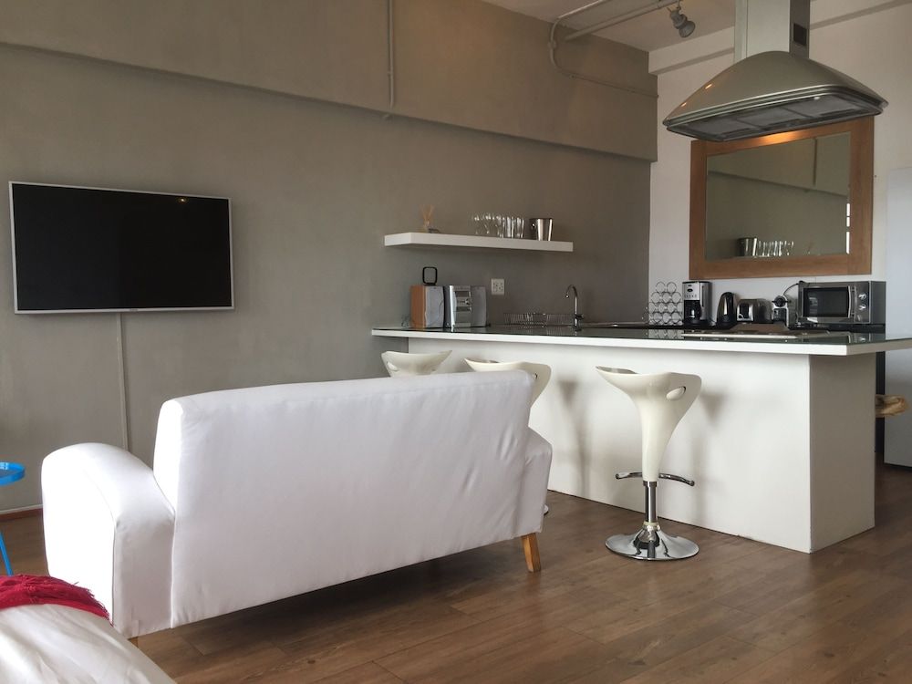 undefined Manhattan Studio 914 7