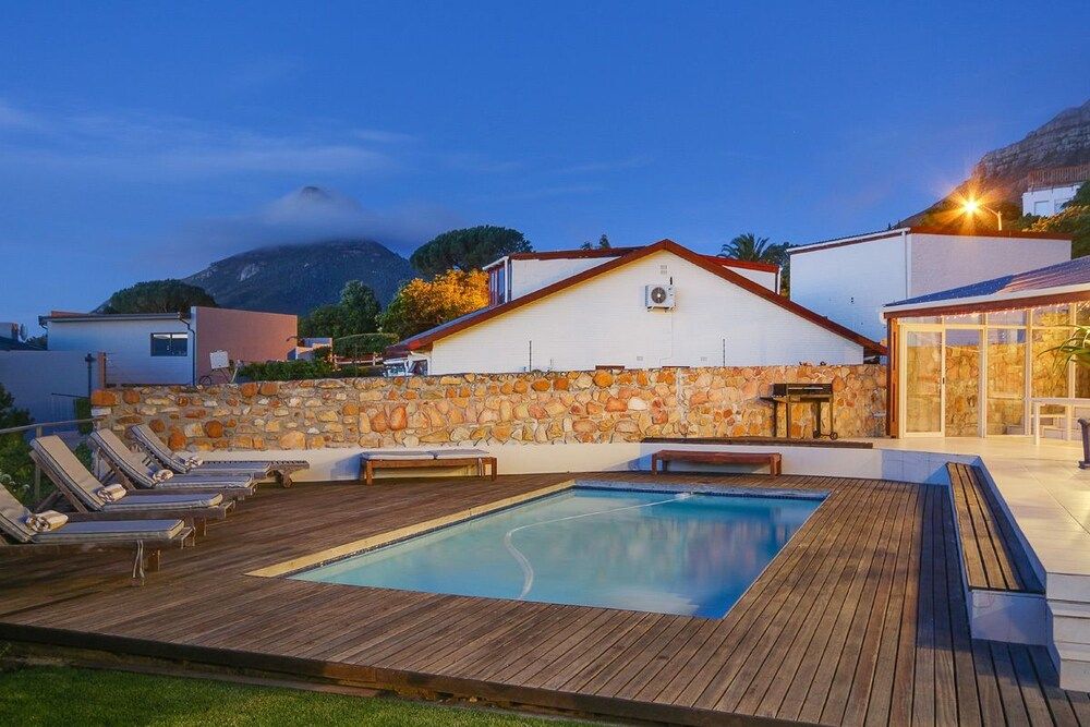 undefined Amber Place 6